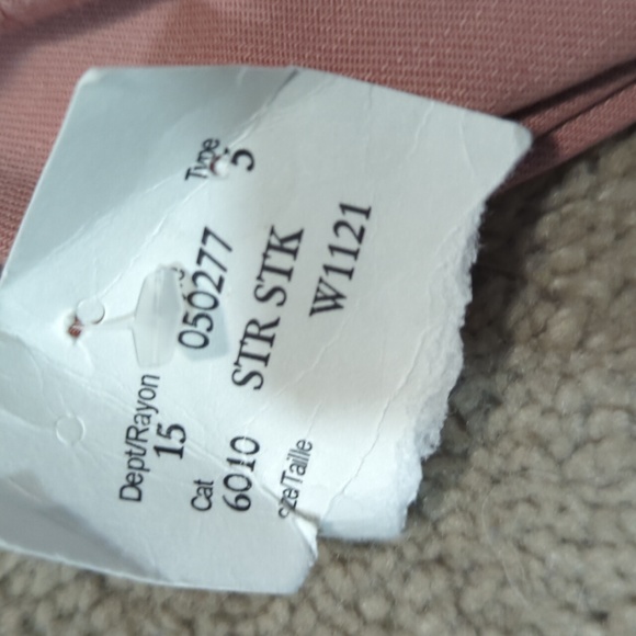 NWT Loft High Rise Pink Straight Leg Jeans - Picture 9 of 9